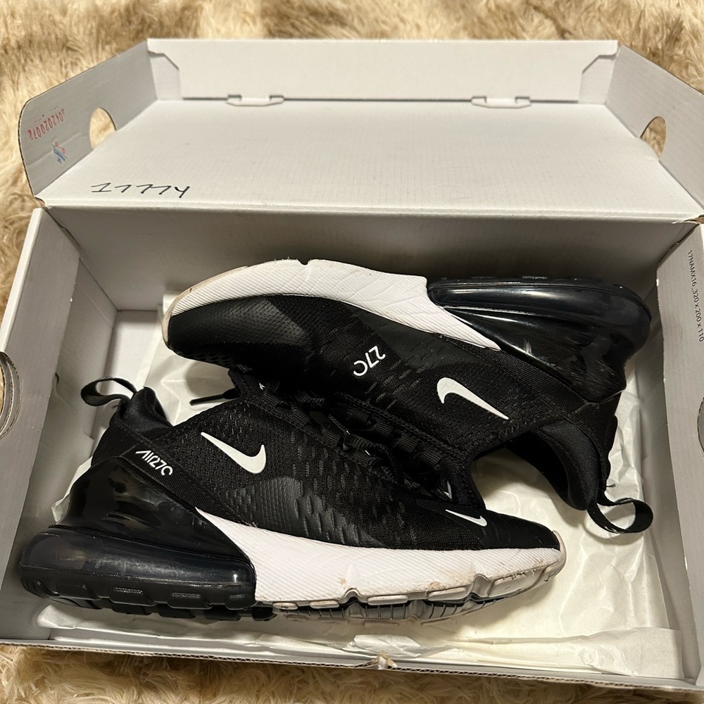 Air Max 270